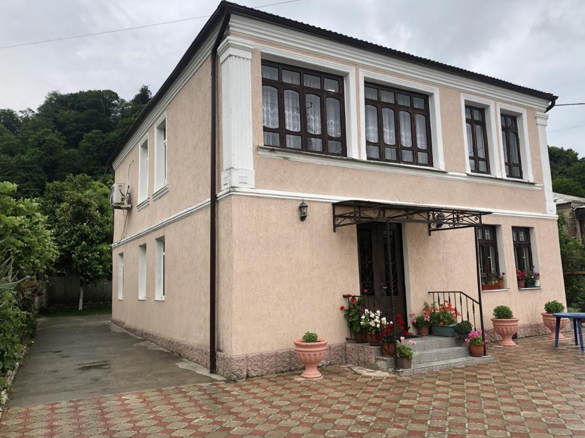 Apsua-Home Sochumi Exterior foto